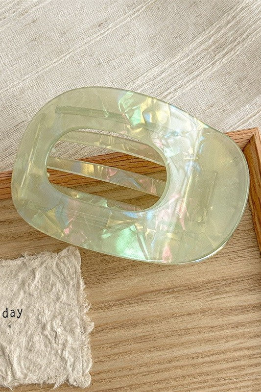 Lay Flat Oval Hair Claw Clip