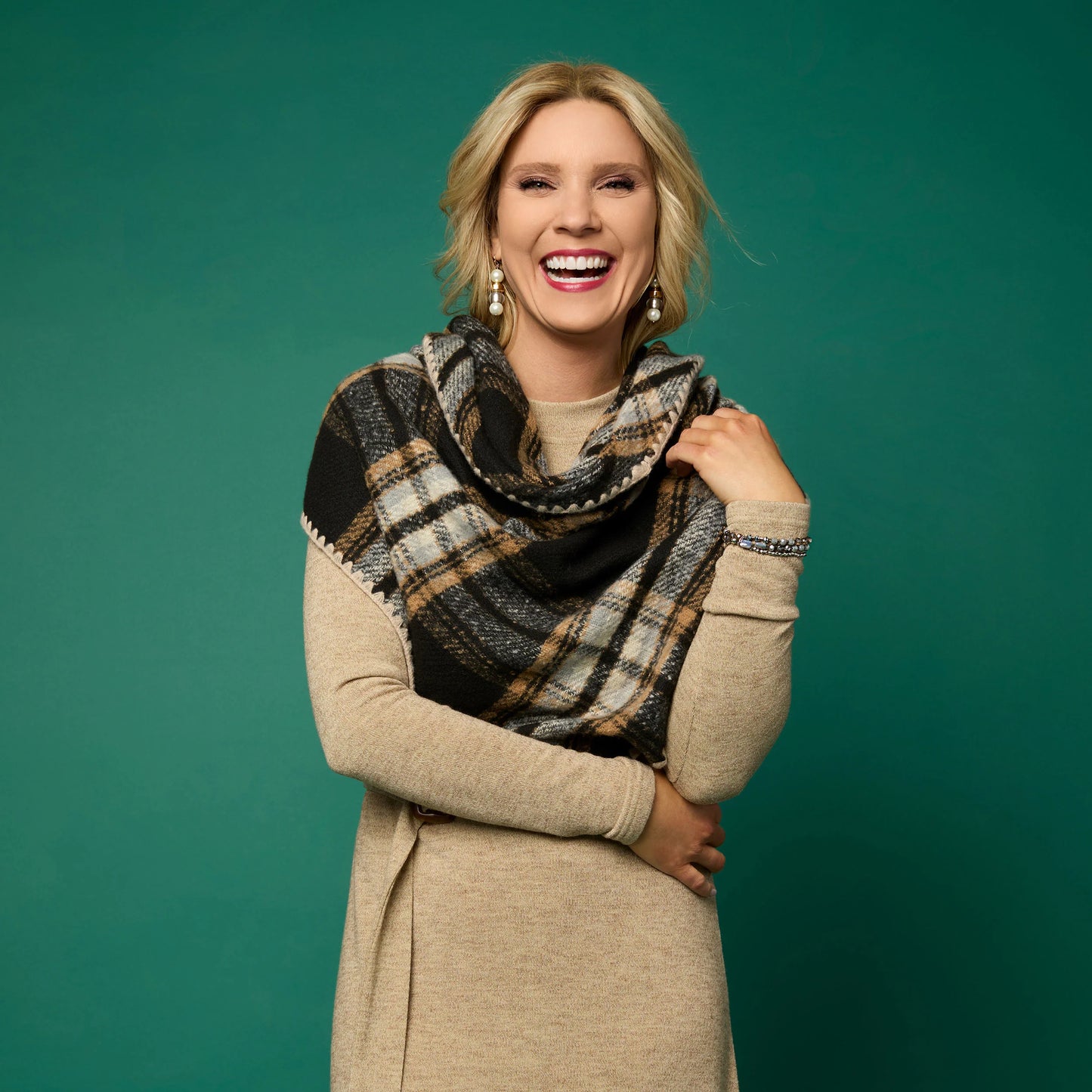 Plaid Triangle Wrap + Bracelet Set