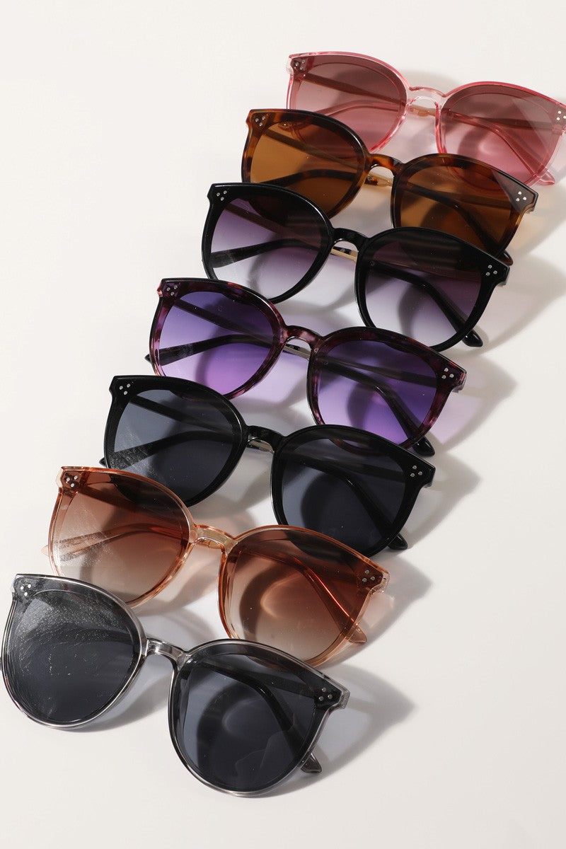 Round Shape Frame Sunglasses- ASSORTED!