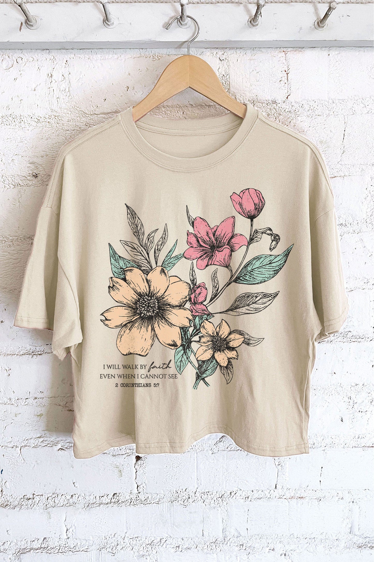 Walk Faith Floral Graphic Crop Tee
