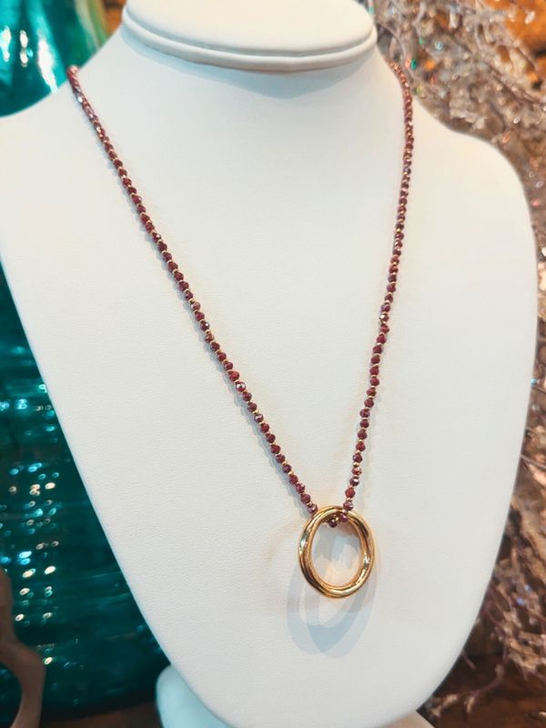 Minimal Open Circle Pendant Beaded Necklace