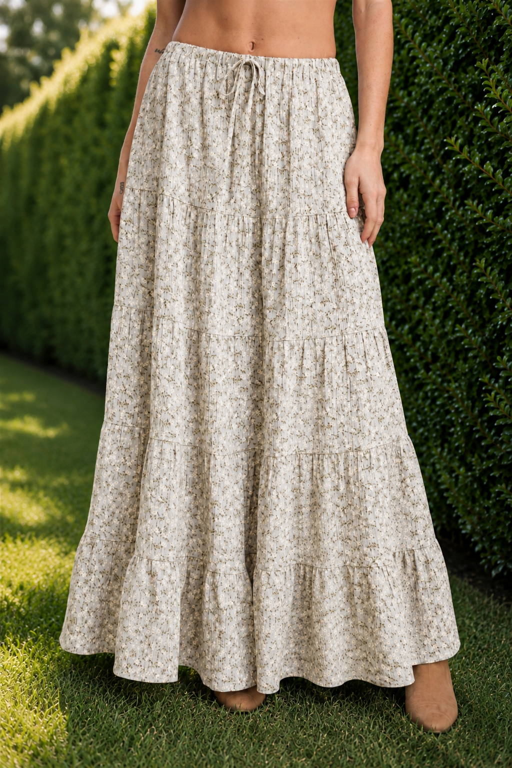 Textured Tiered Floral Skirt
