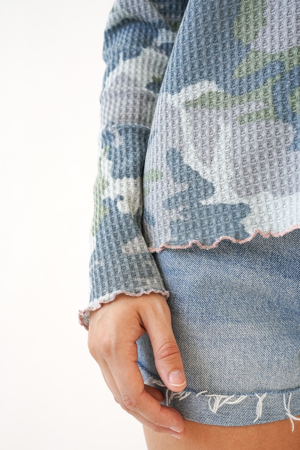 DOORBUSTER: Camo Lettuce Hem Top