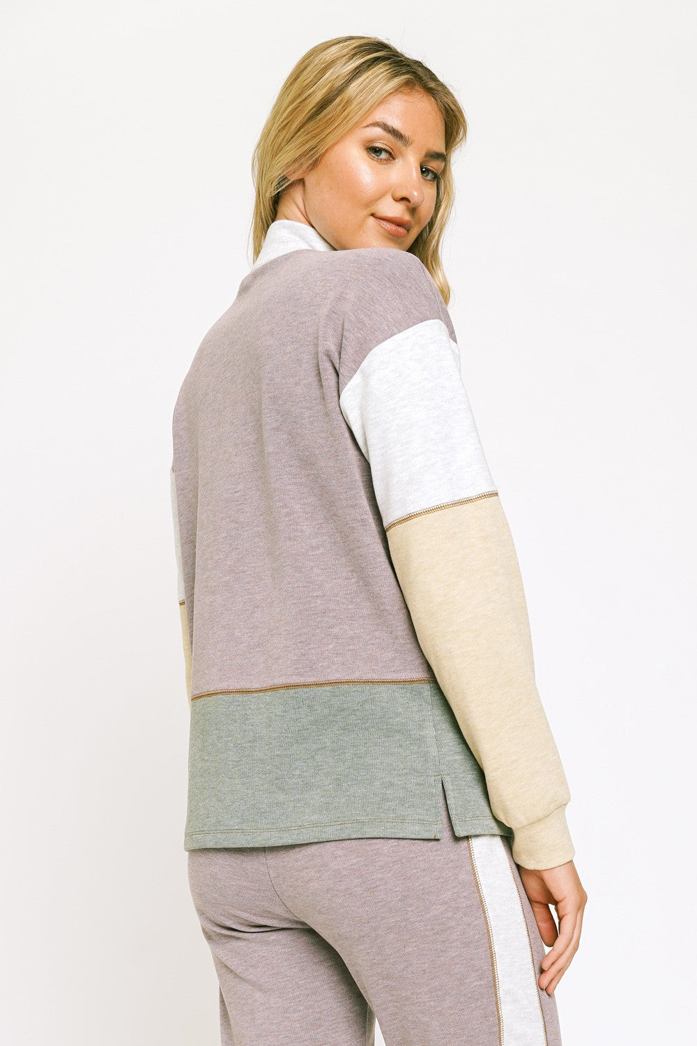 DOORBUSTER: Color Block Brushed Top