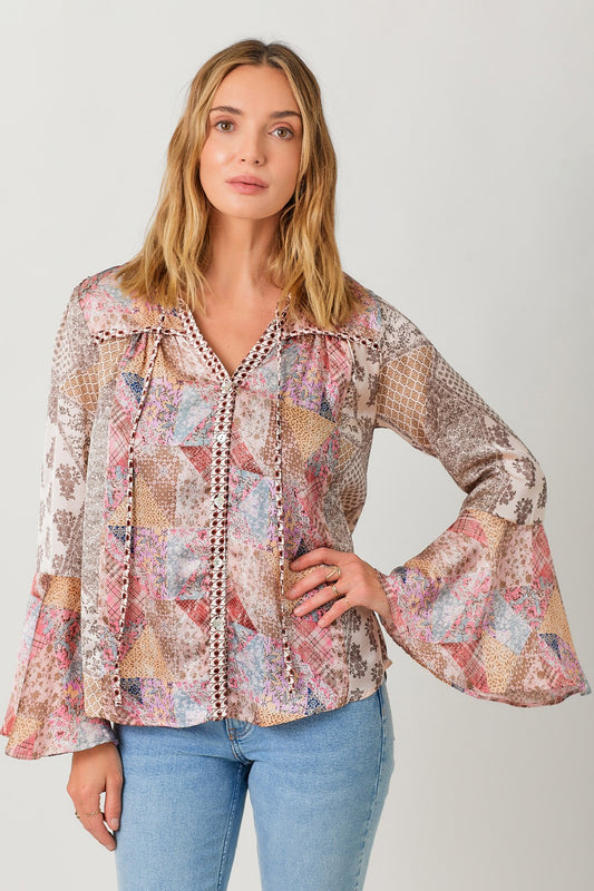 DOORBUSTER: Bell Sleeve Top