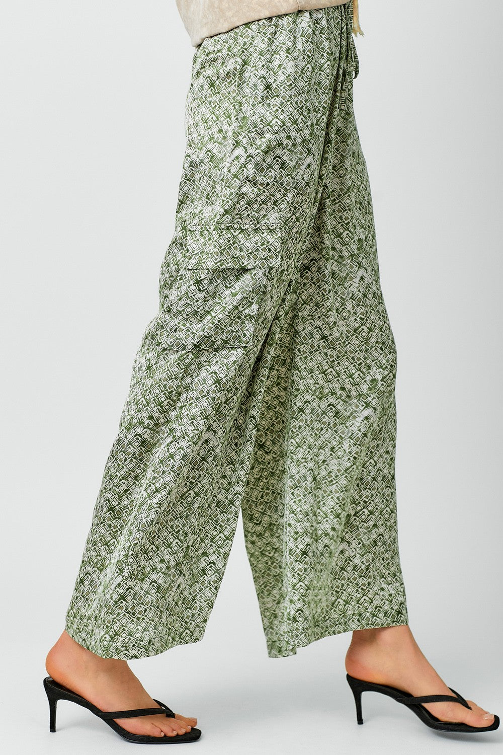 DOORBUSTER: Satin Printed Wide Leg Cargo Pants