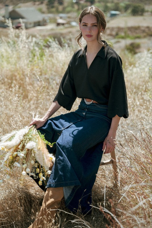 Scallop Edge V-Neck Blouse