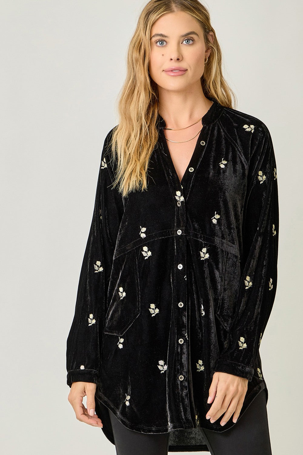 DOORBUSTER: Holiday Embroidery Velvet Shirt