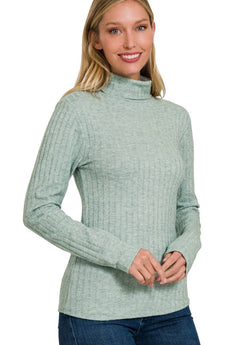 DOORBUSTER Ribbed Turtle Neck