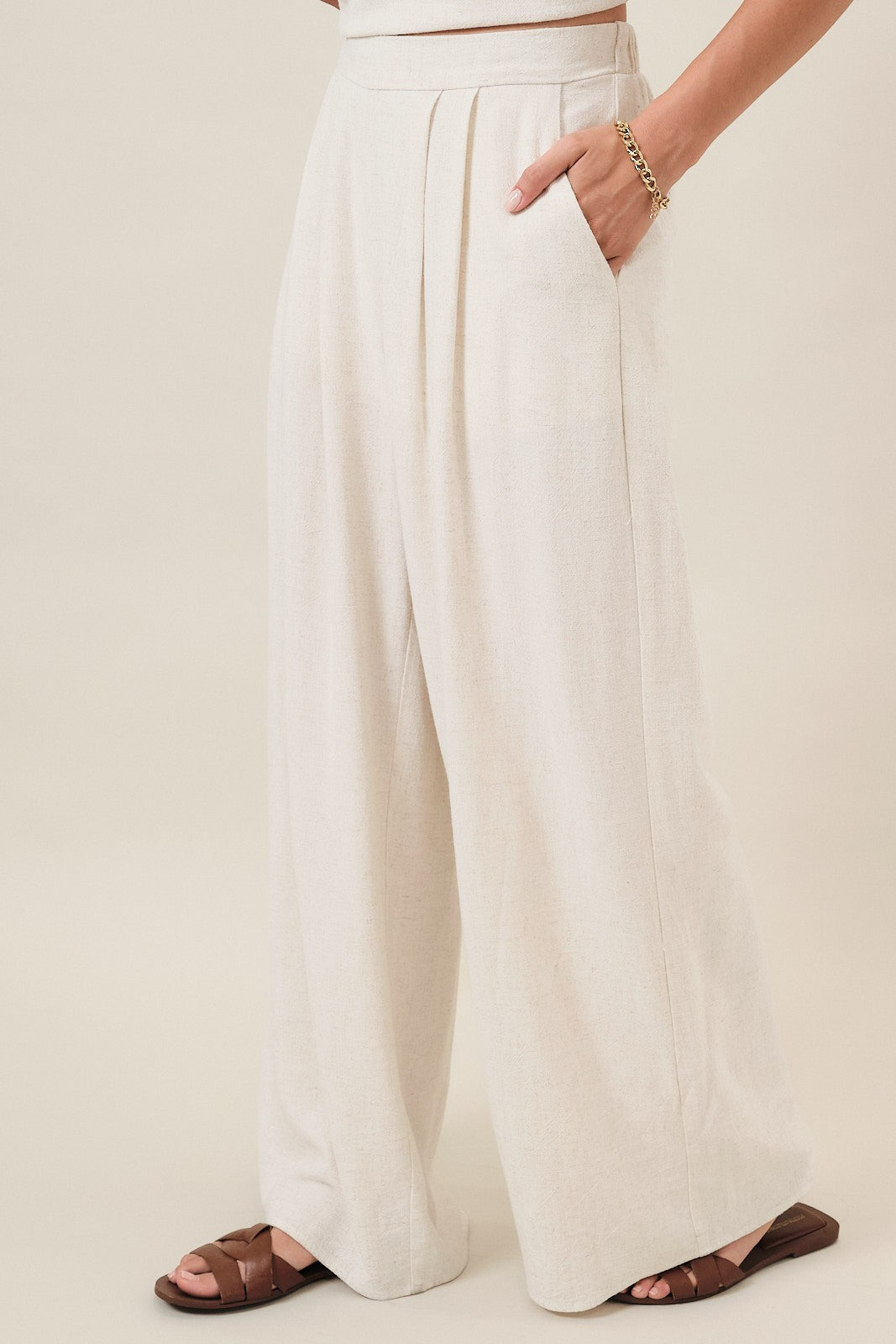 Pleated Wide Leg Pants