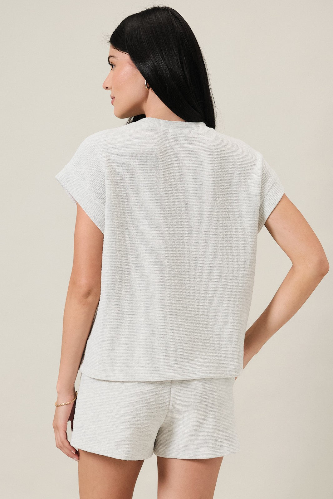 Pocket Cuffed Sleeve Tee