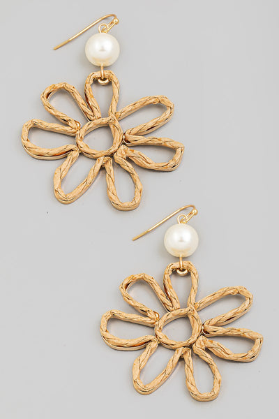 Seira Flower & Pearl Dangle Earring.