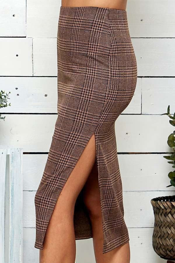 Ribbed Slit Midi Skirt