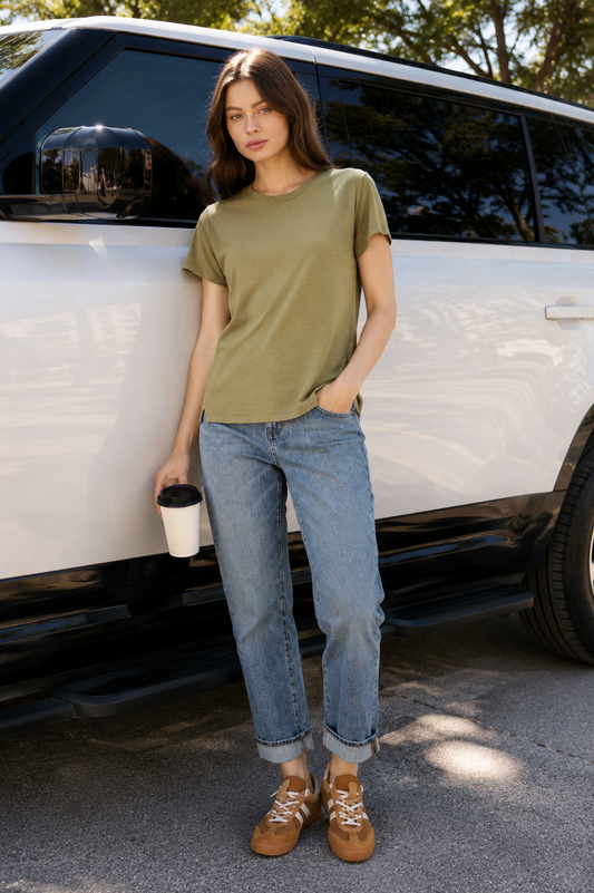 Classic Linen Split Hem Tee