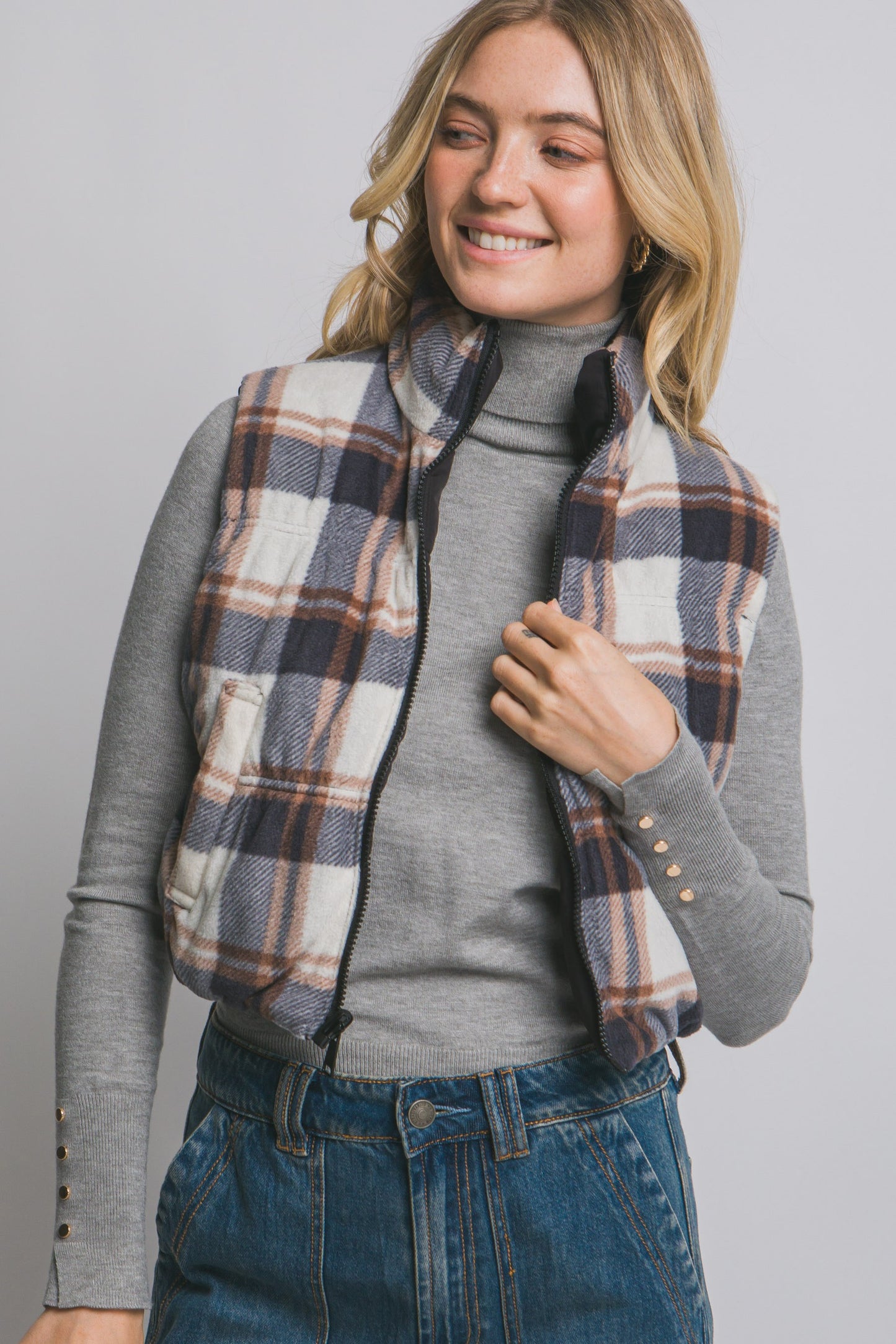 Mountainside Reversible Puffer Vest