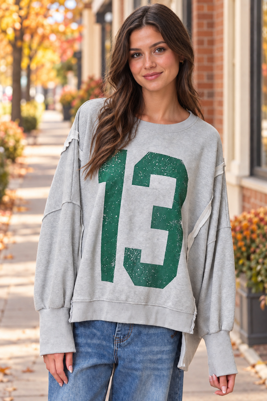 13 Varsity Graphic Oversized Sweatshirt