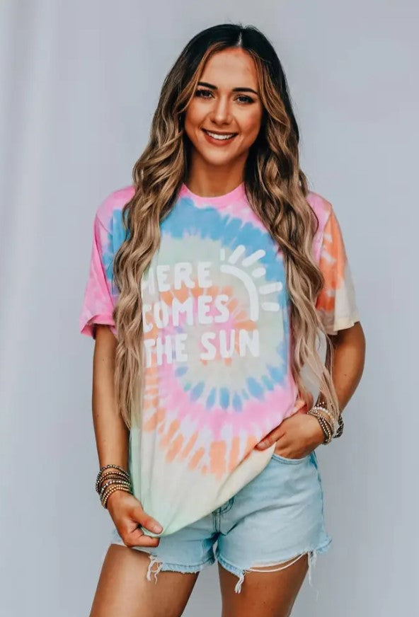 Here Comes The Sun Graphic Tie Dye Tee