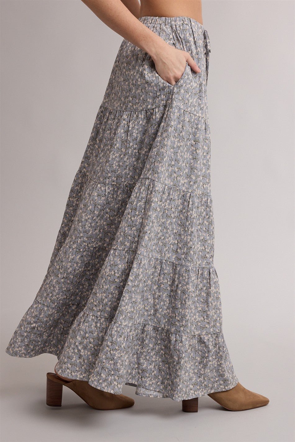 Textured Tiered Floral Skirt
