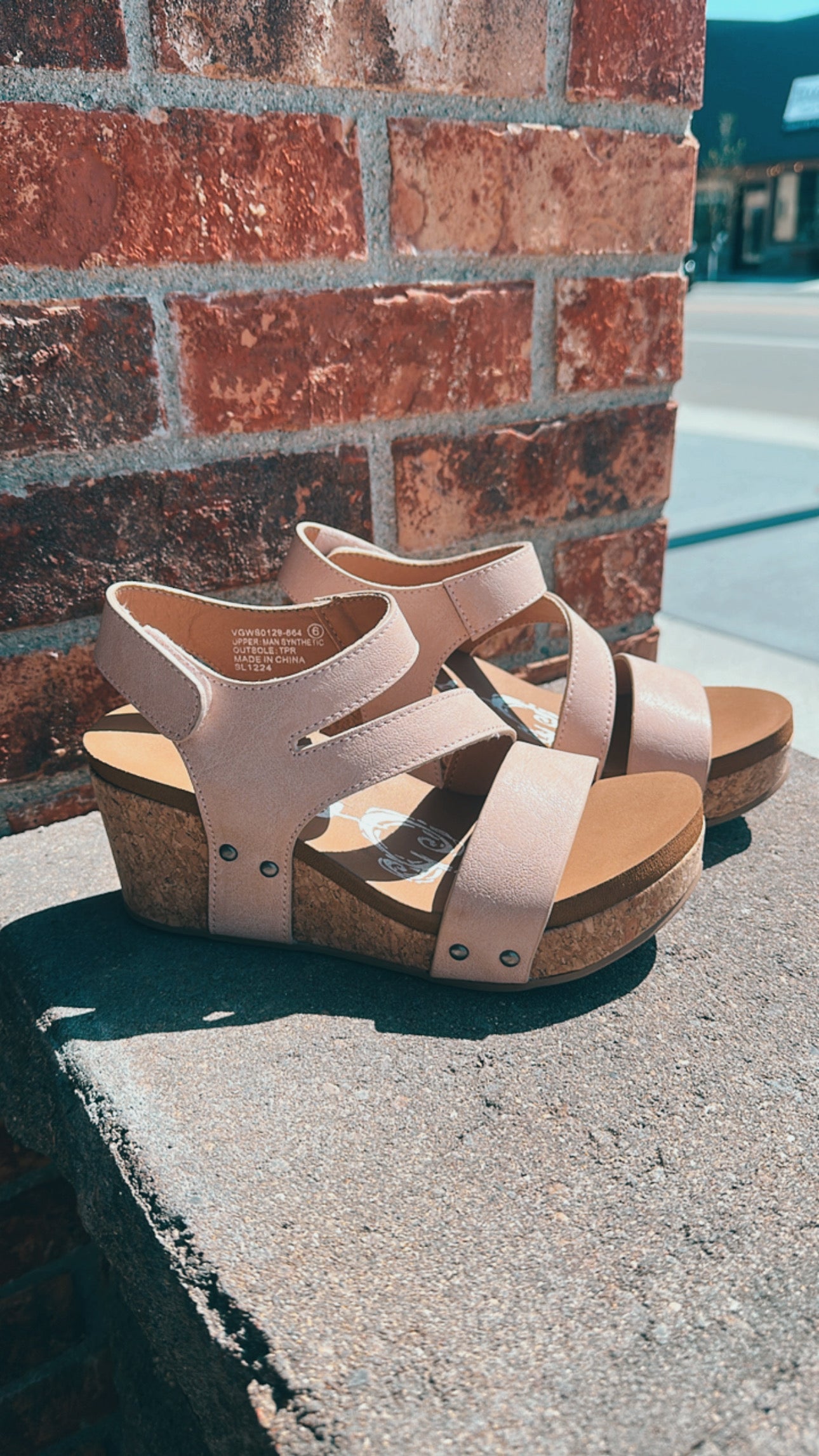 Casper Comfortable Wedge