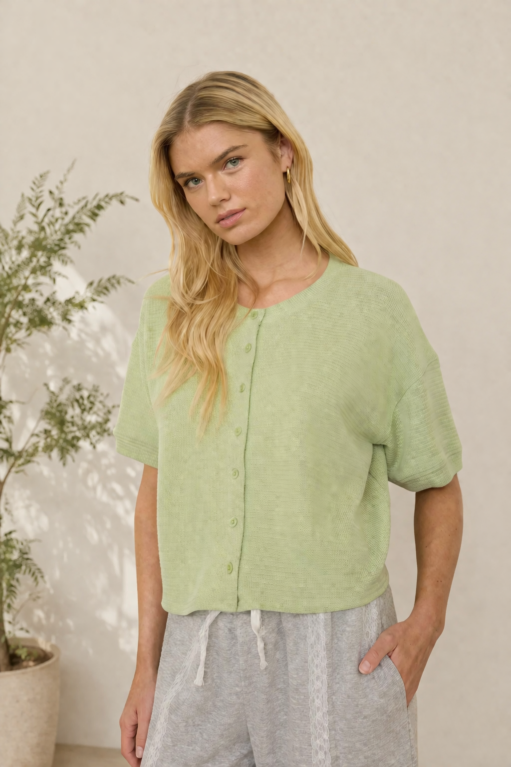 Textured Boxy Sweater Vest