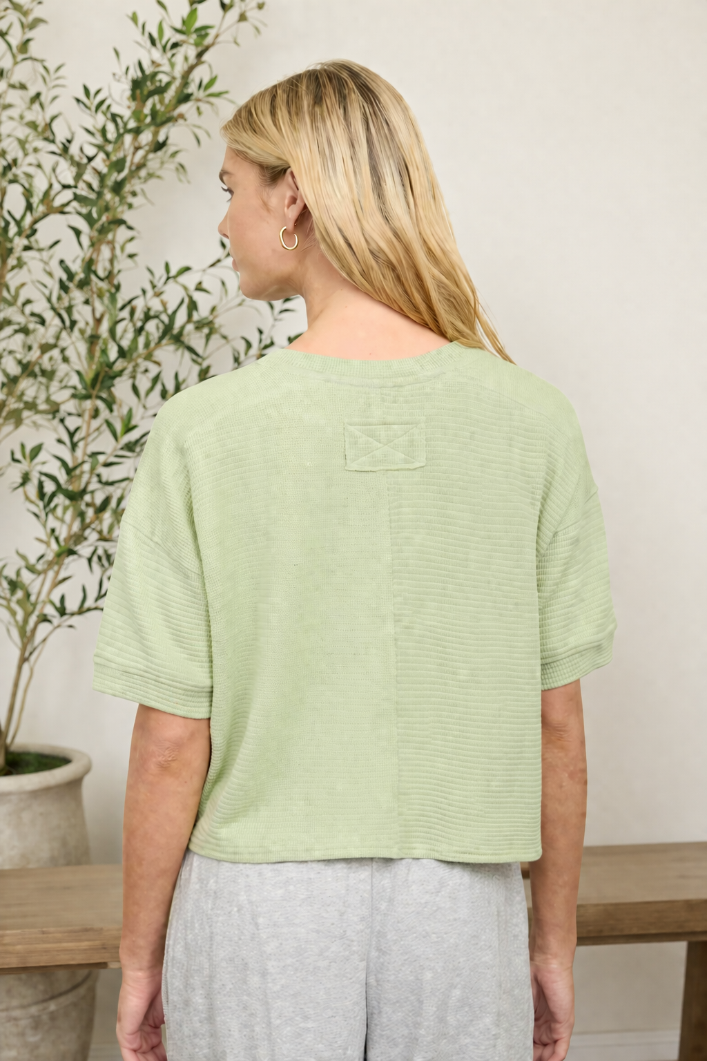 Textured Boxy Sweater Vest