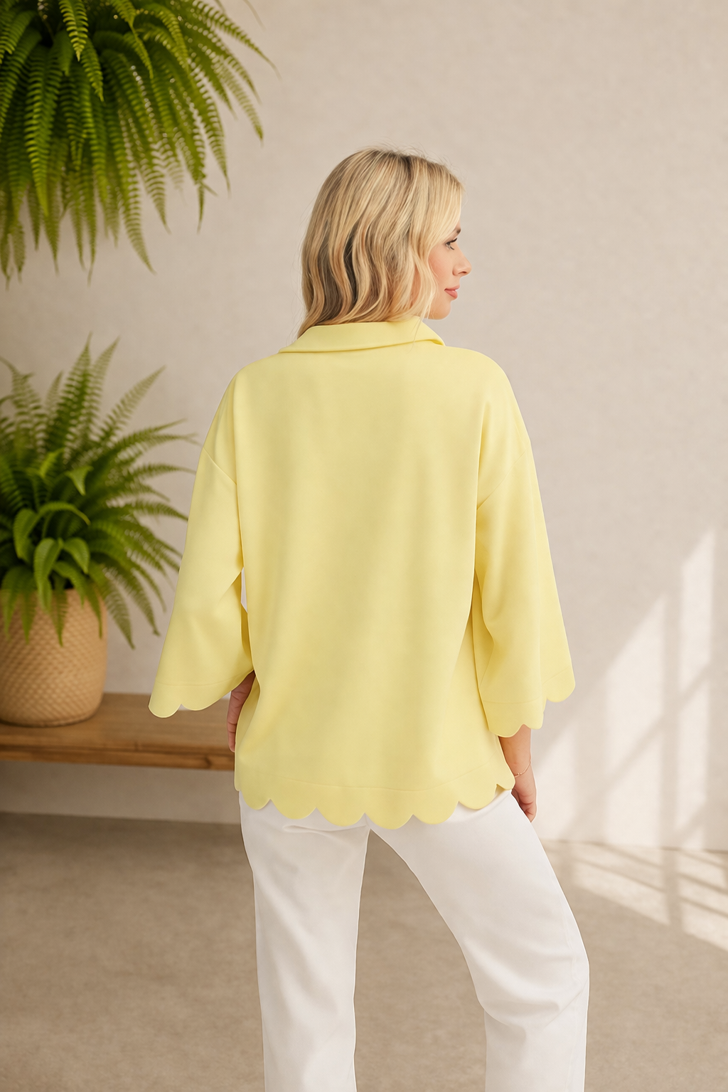 Scallop Edge V-Neck Blouse