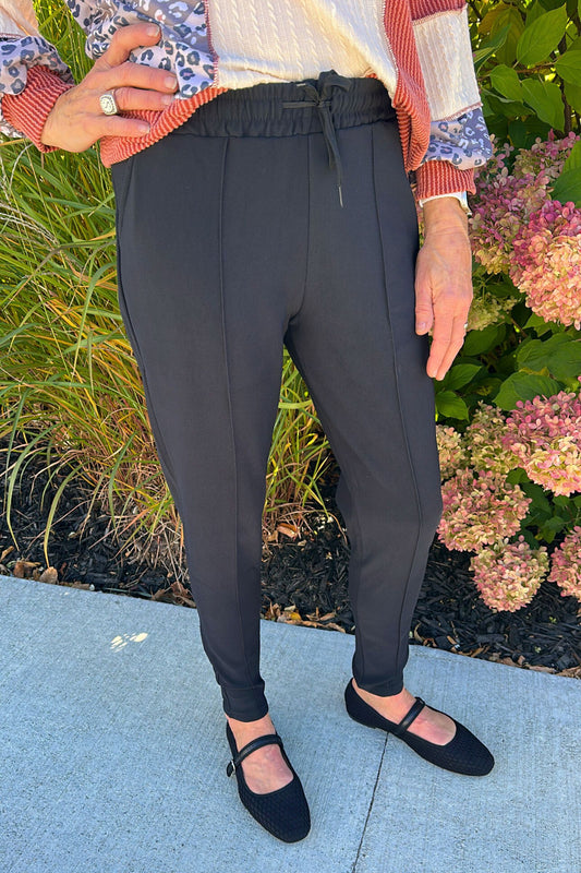 Hilarie Super Soft Tapered Pant