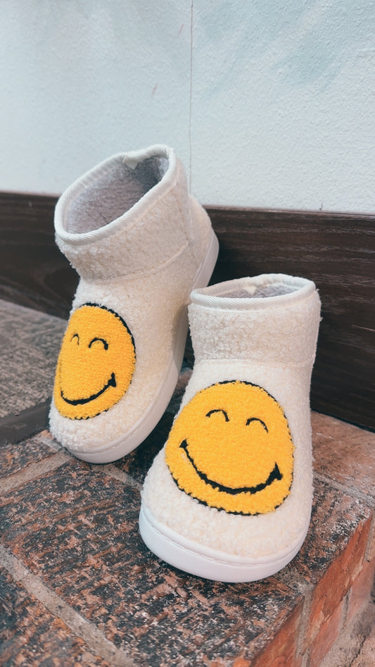 Smiley Face Chill Slipper Boot
