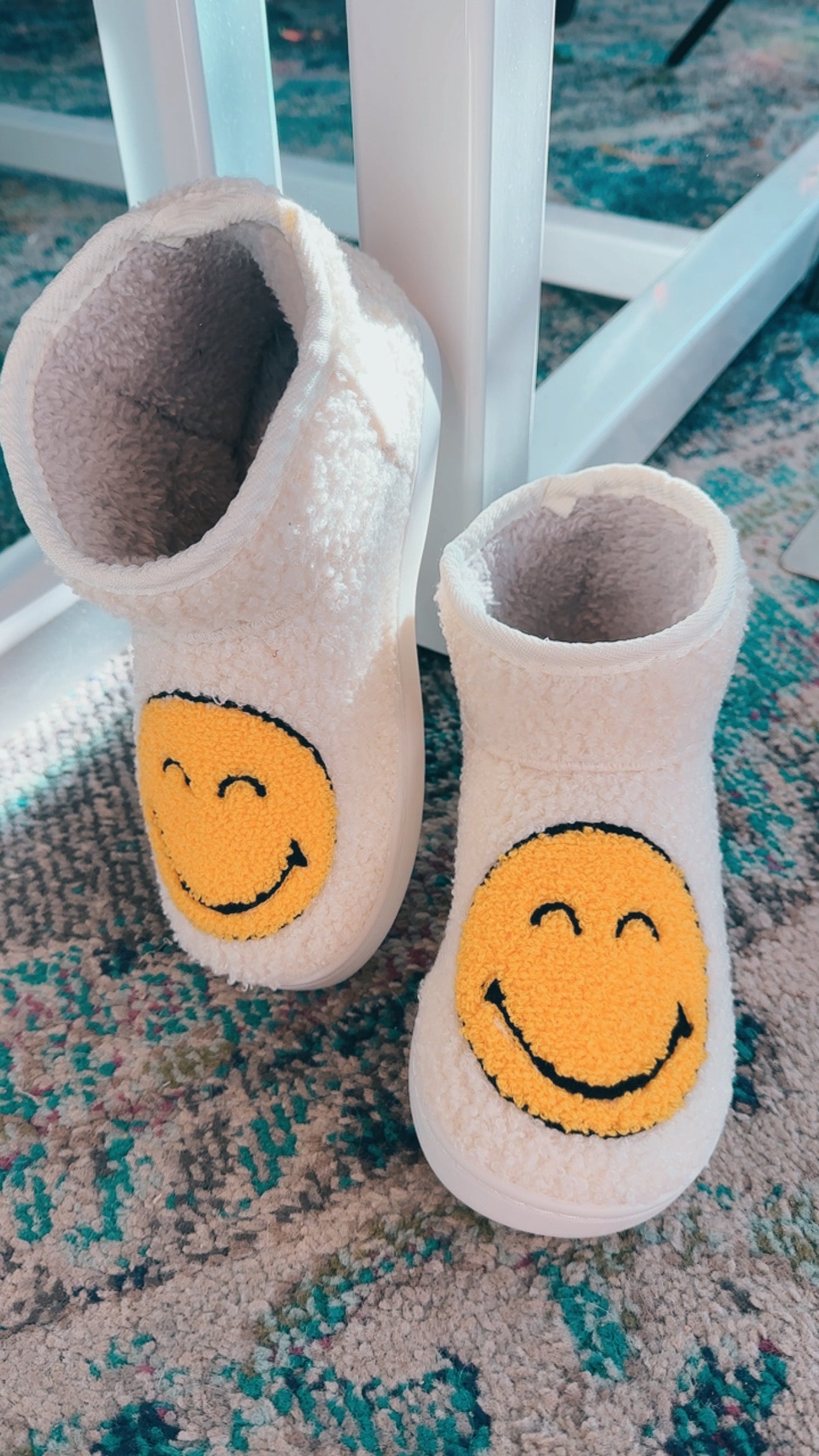 Smiley Face Chill Slipper Boot