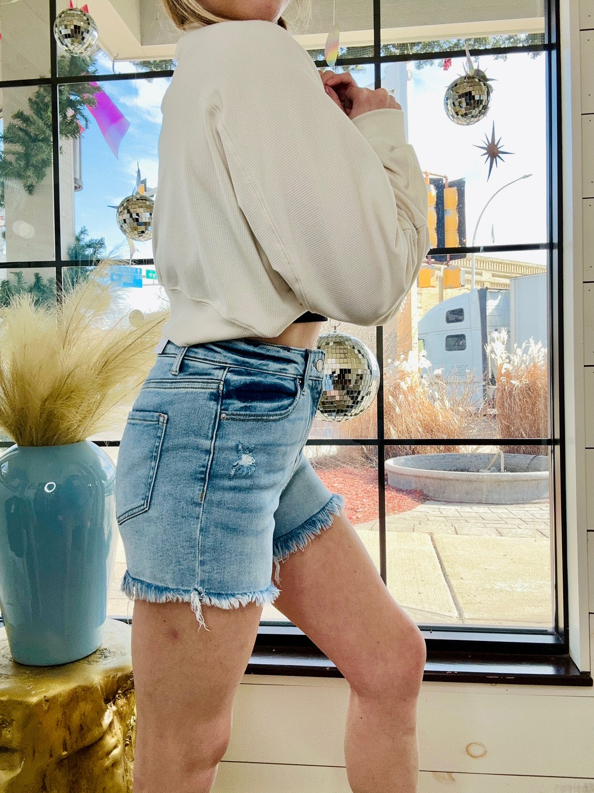 Soraya Frayed Hem Denim Shorts- 2 Colors! - North Threads