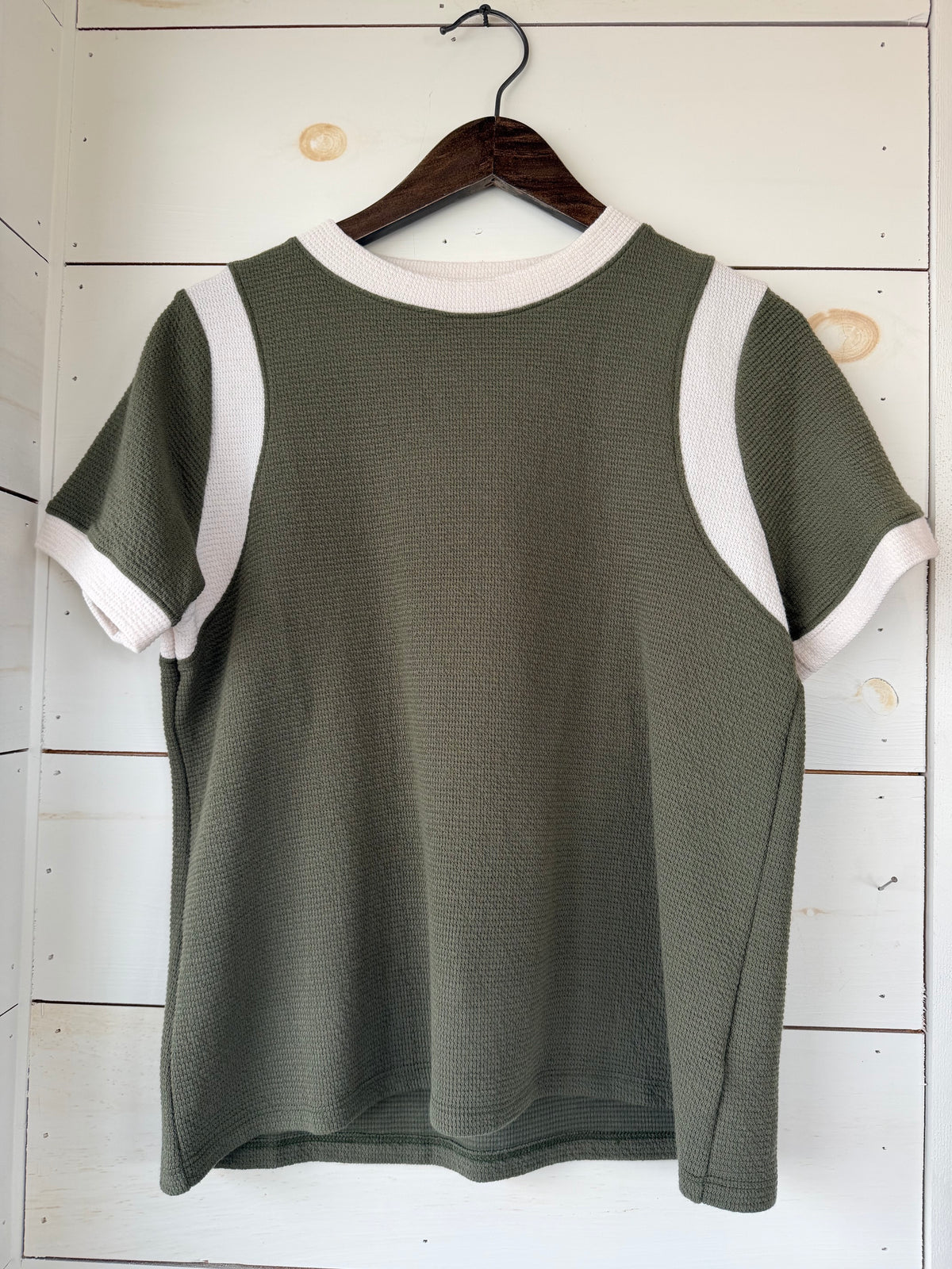 Cloudy Knit Contrast Trim Tee