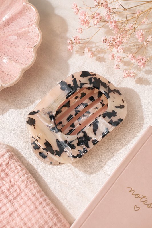 Lay Flat Oval Hair Claw Clip