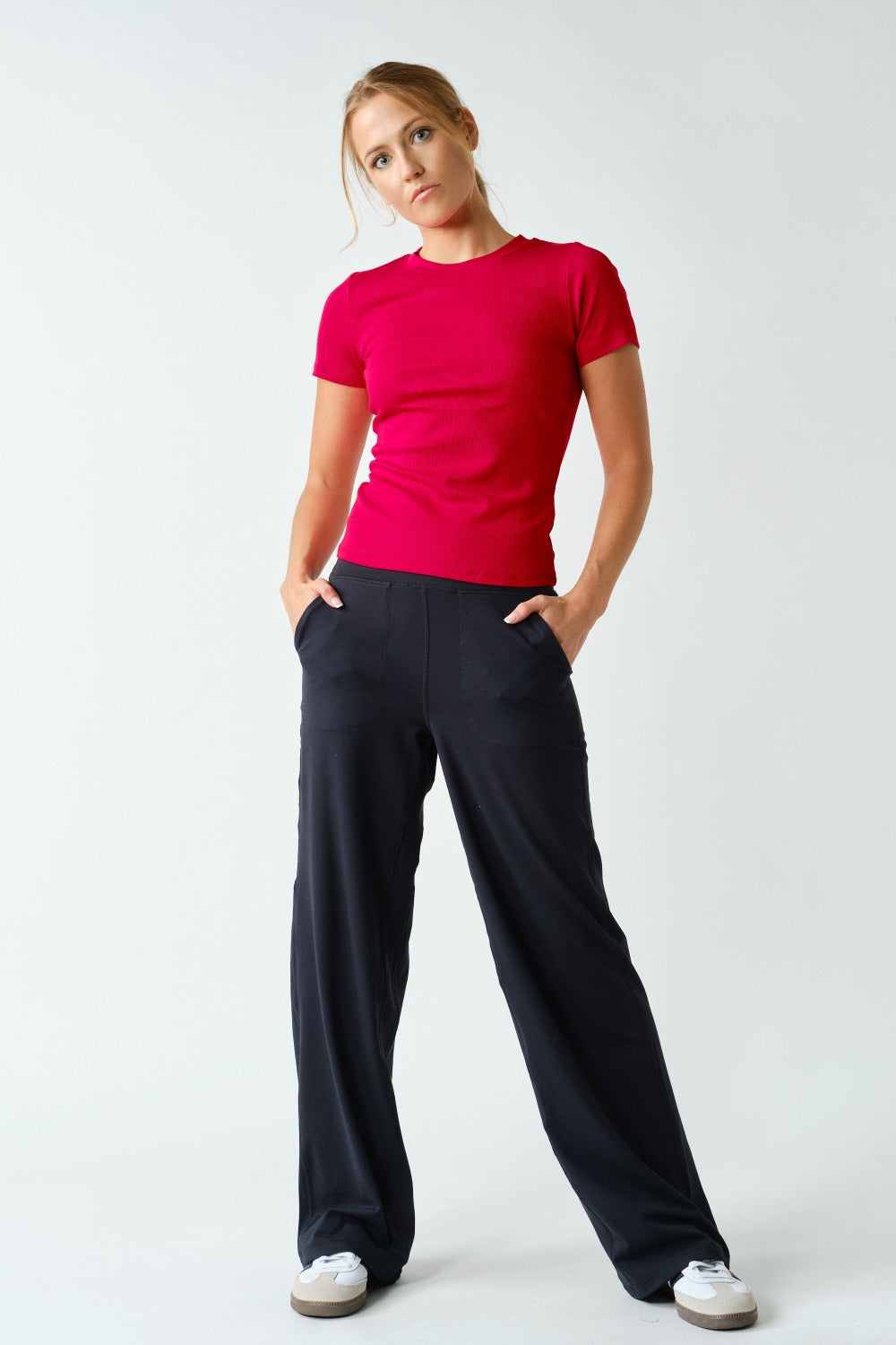 Essential Micro Ribbed Fitted Tee