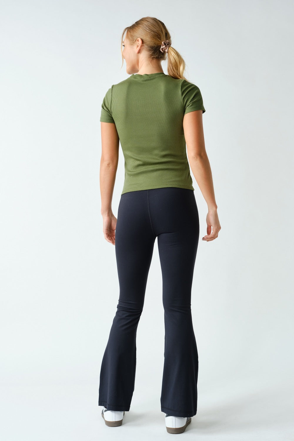 Essential Micro Ribbed Fitted Tee
