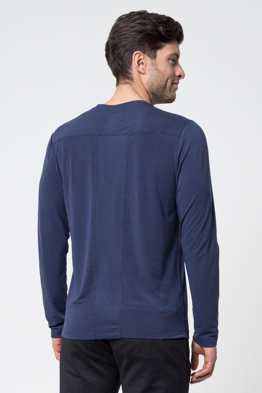 Edge Knit Shirt.